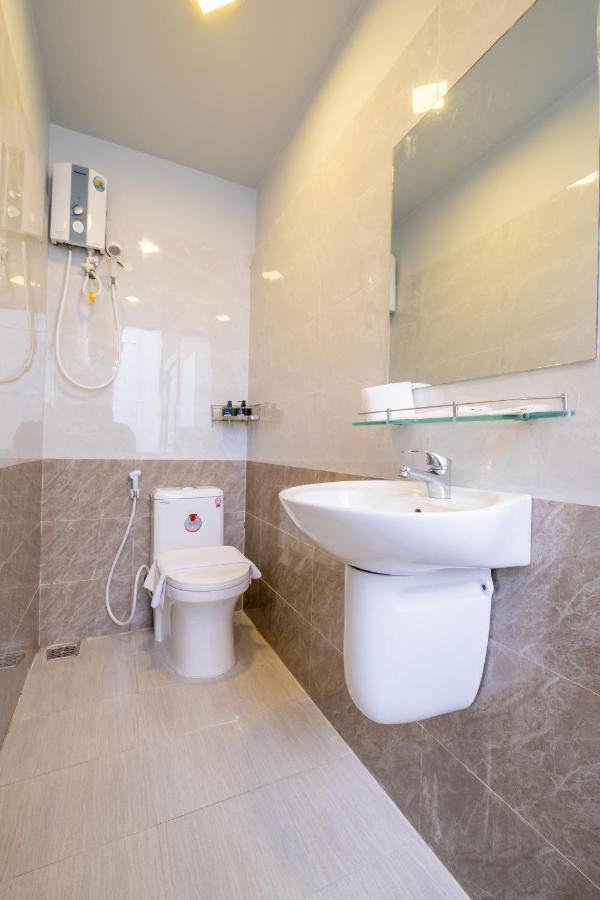 Zuka Hotel & Apartment Da Nang Esterno foto